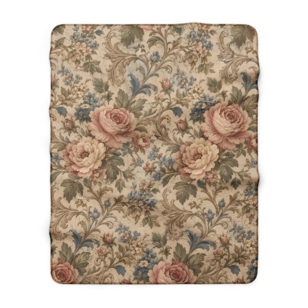 Vintage Rose Floral Sherpa Blanket – Cozy Cottage Throw for Home & Gifts