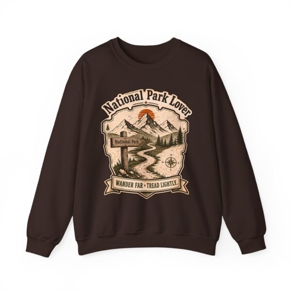 National Park Lover Vintage Hiking Crewneck Sweatshirt