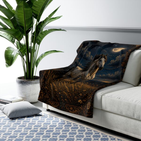 Moonlit Stallion Sherpa Blanket — Cozy Horse Fleece Throw