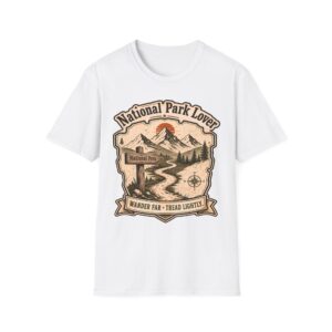 National Park Lover Vintage Mountain Camping Badge T-Shirt
