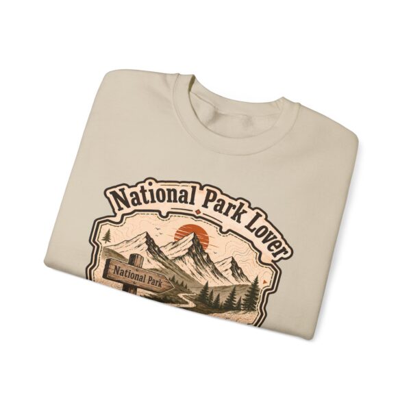 National Park Lover Vintage Hiking Crewneck Sweatshirt