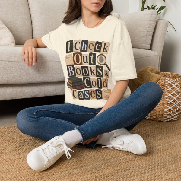 Book Lover T-Shirt — "I Check Out Books & Cold Cases" Graphic Tee