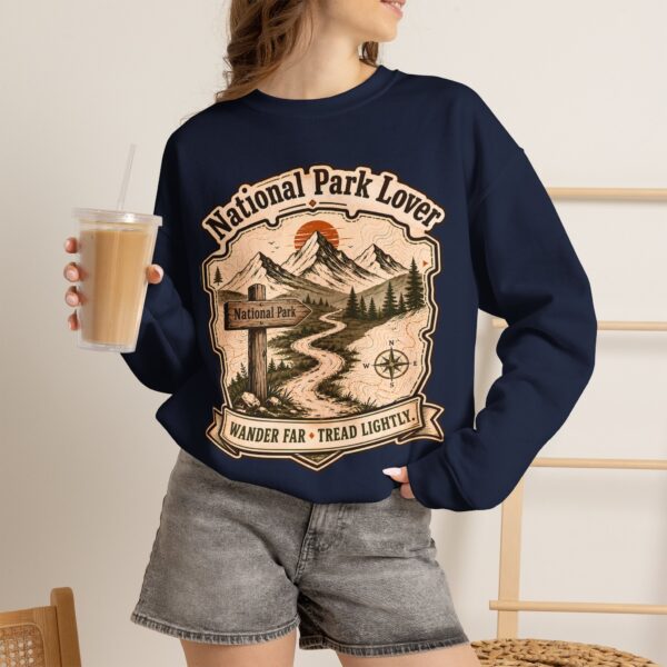 National Park Lover Vintage Hiking Crewneck Sweatshirt