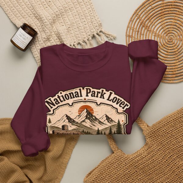 National Park Lover Vintage Hiking Crewneck Sweatshirt