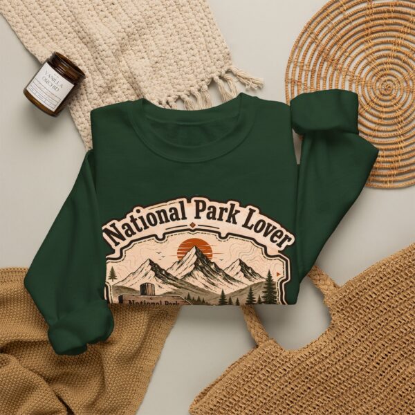 National Park Lover Vintage Hiking Crewneck Sweatshirt