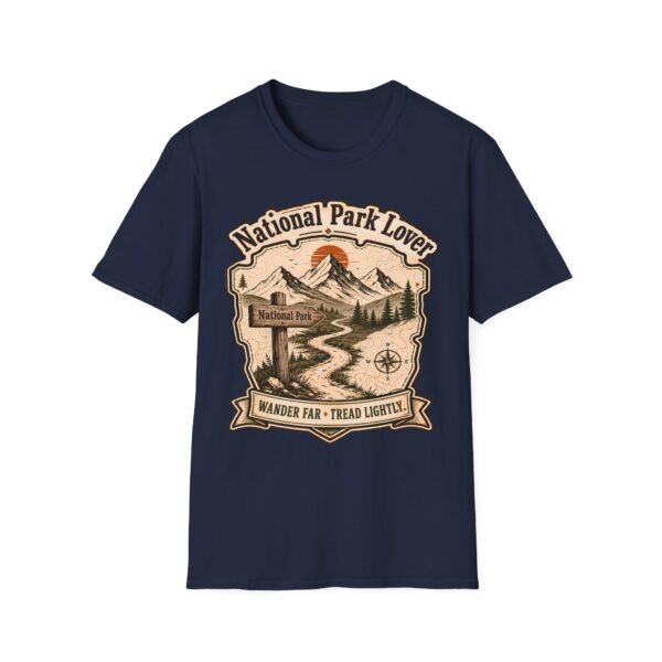National Park Lover Vintage Mountain Camping Badge T-Shirt