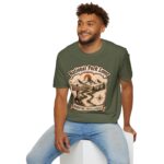 National Park Lover Vintage Mountain Camping Badge T-Shirt