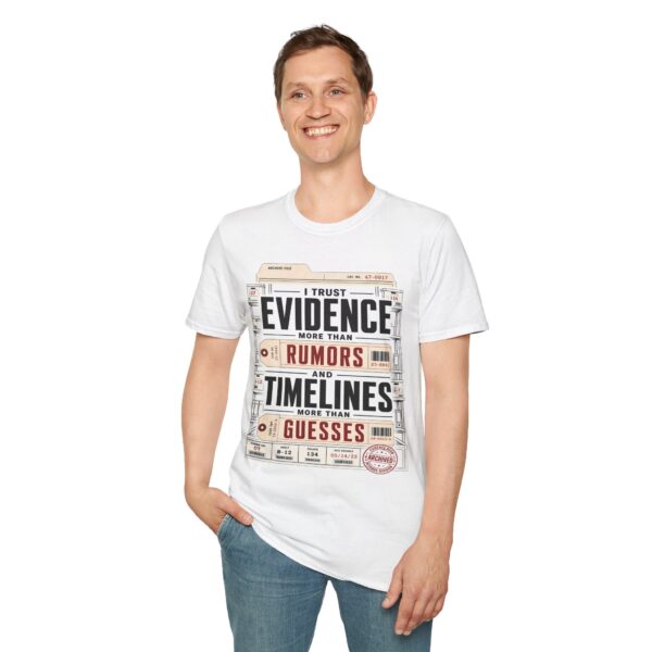 True Crime T-Shirt — "I Trust Evidence More Than Rumors"