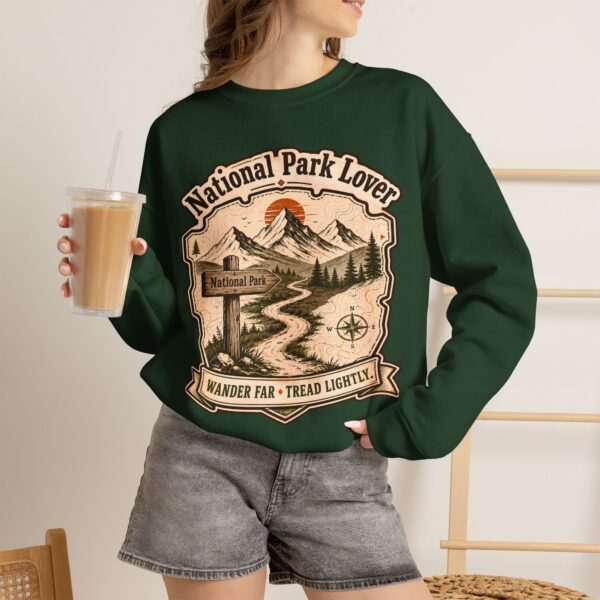 National Park Lover Vintage Hiking Crewneck Sweatshirt
