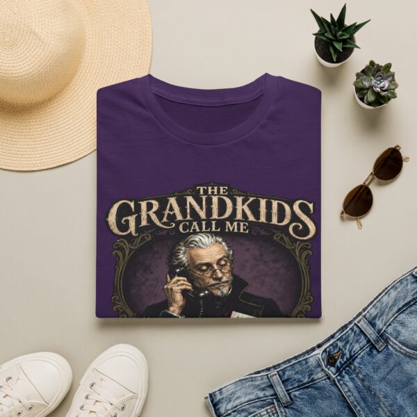 Grandpa T-Shirt — “The Grandkids Call Me When the Monsters Need Advice” Vintage Grandpa Tee