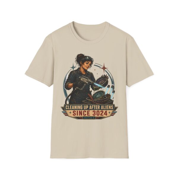 Alien Cleanup Crew T‑Shirt — "Cleaning Up After Aliens Since 3024" Sci‑Fi Graphic Tee