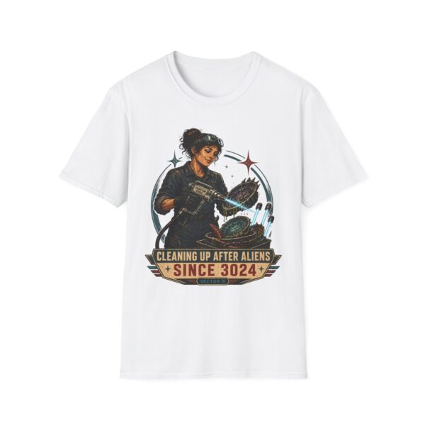Alien Cleanup Crew T‑Shirt — "Cleaning Up After Aliens Since 3024" Sci‑Fi Graphic Tee