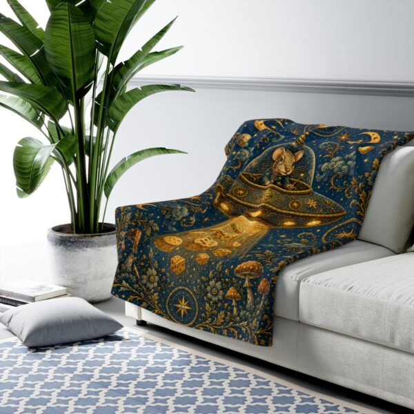 Cosmic Cheese Heist Sherpa Blanket — Whimsical Mouse UFO Fleece Throw
