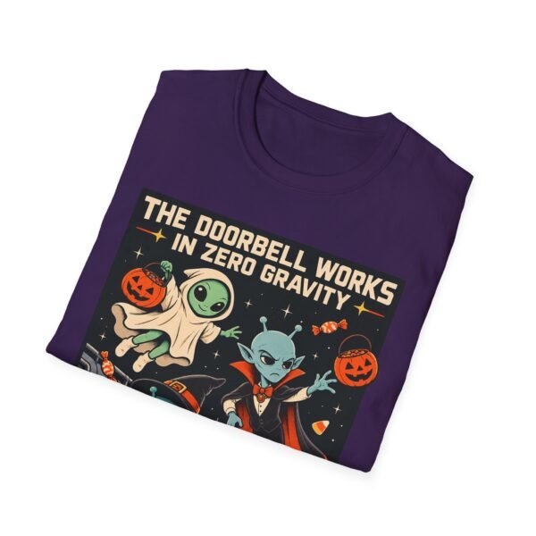 Halloween Alien Crew T‑Shirt — “The Doorbell Works in Zero Gravity” Retro Space Costume Tee